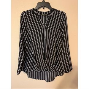 Women Striped Blouse Top Size Large Blk and White